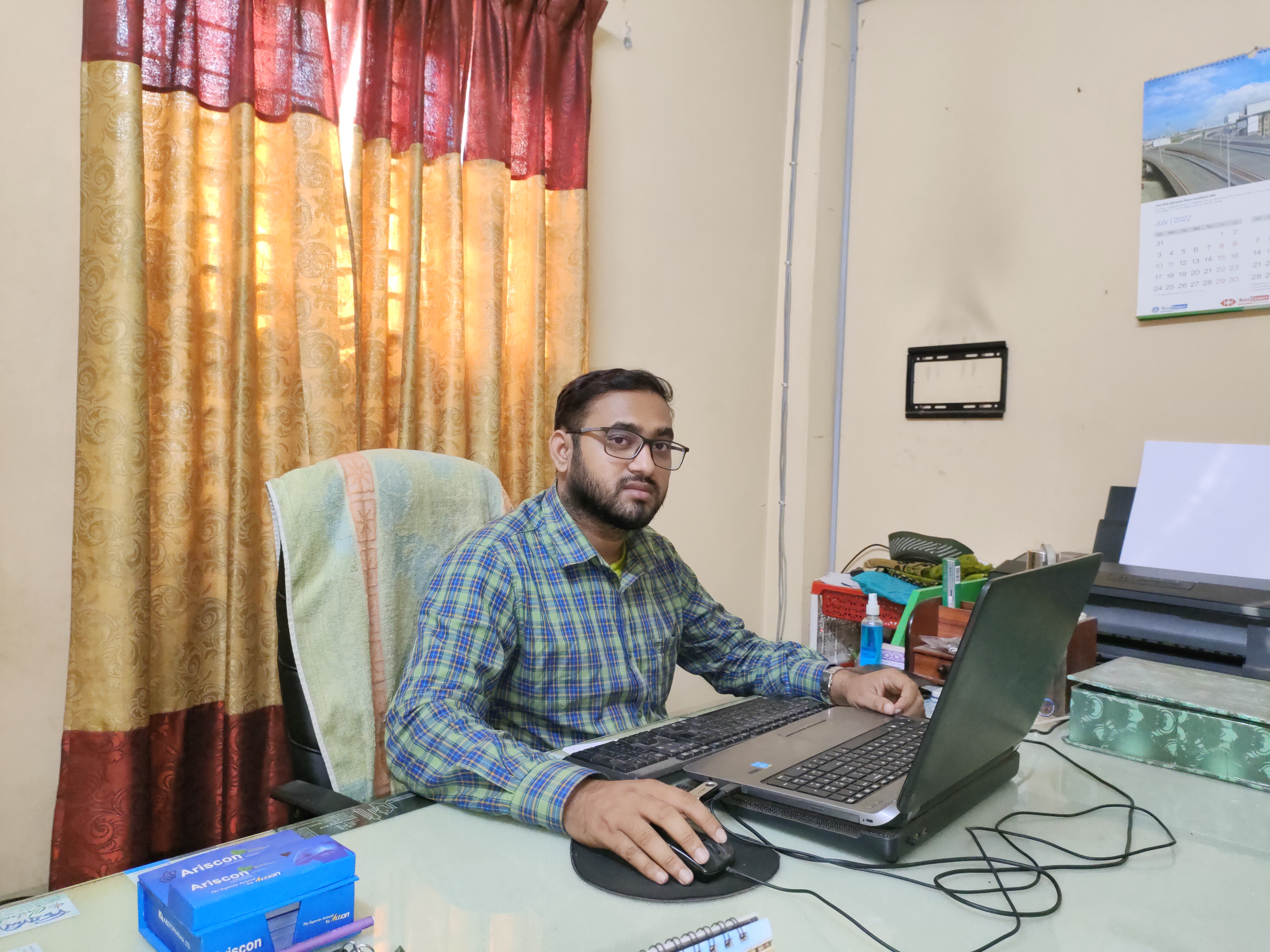 CEO Profile Picture